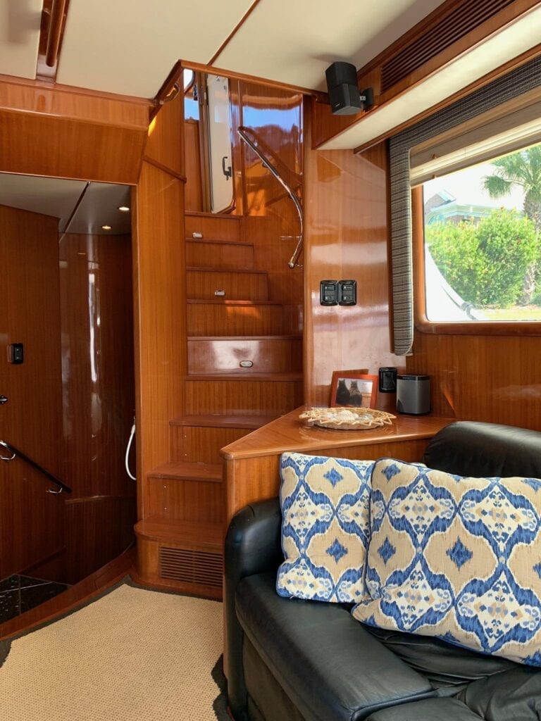 (2006) Nordhavn 55 - One More Moondance