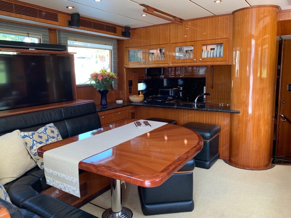 (2006) Nordhavn 55 - One More Moondance