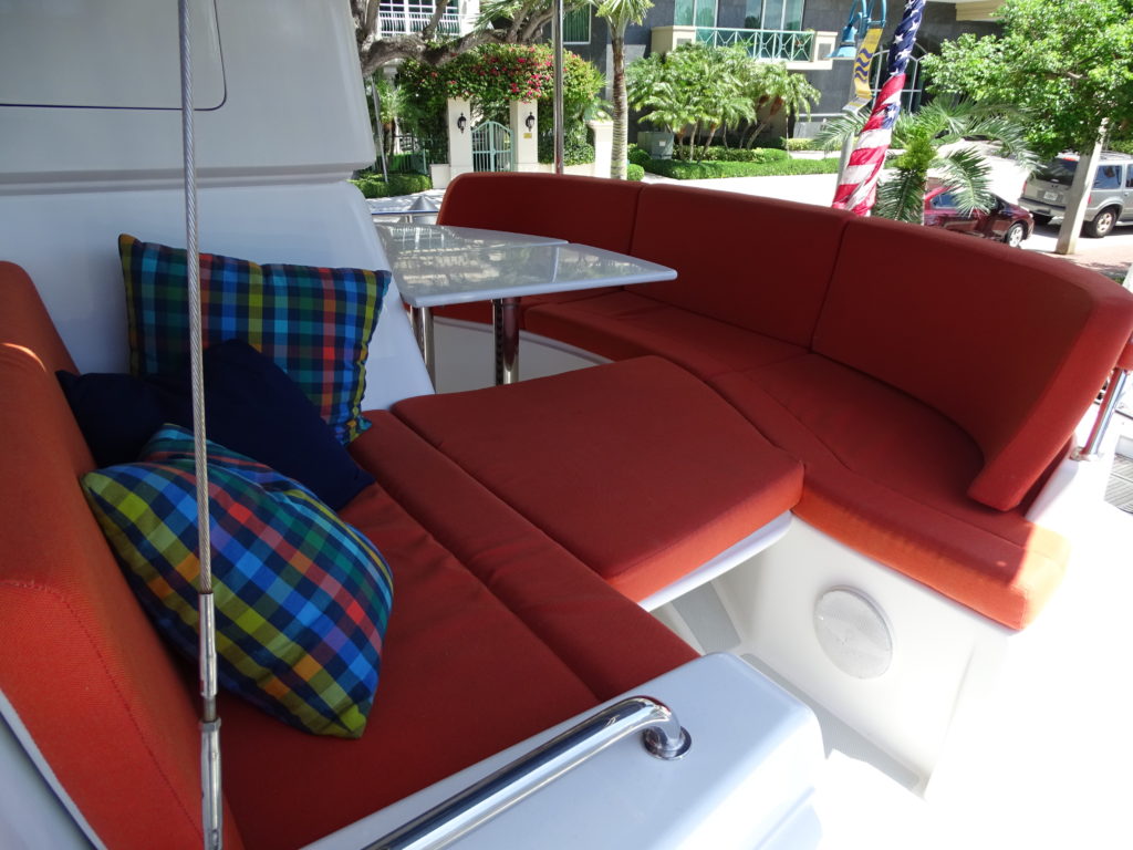 2004 Nordhavn 62 - Lady Kae - Deck Lounge