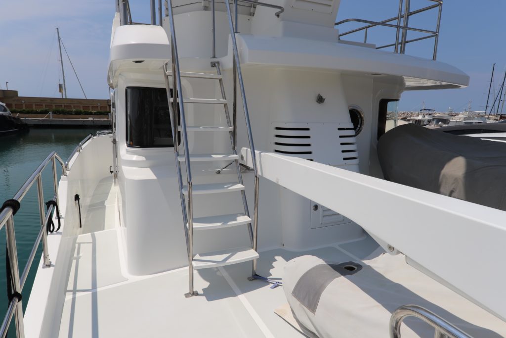 2011 Nordhavn 55 Trawler - The Deck 3