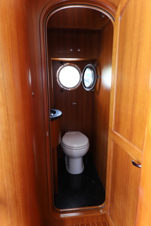 2011 Nordhavn 55 Trawler - Second Bathroom