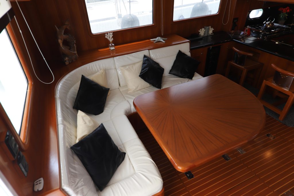 2011 Nordhavn 55 Trawler - The Saloon 3