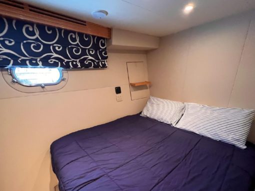 2006 Hatteras 80 Motor Yacht Sky Lounge DESTINY IV - The Bedroom The Cabin 3