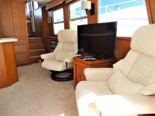 2003 Nordhavn 50 - Reveille - The Saloon - The Living Area 5