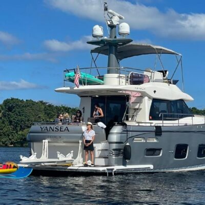 2012 Azimut Magellano 50 - The Starboard Side The Stern 2