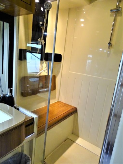 2012 Azimut Magellano 50 - The Cabin The Head Bathroom 4
