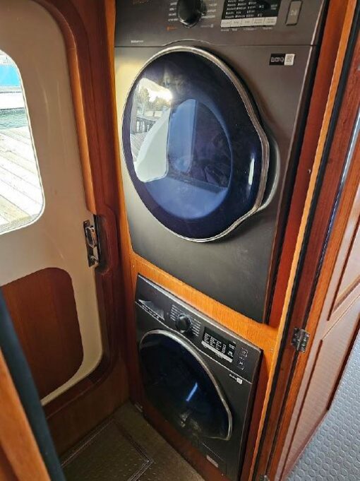 1999 Nordhavn 57 - The Washer