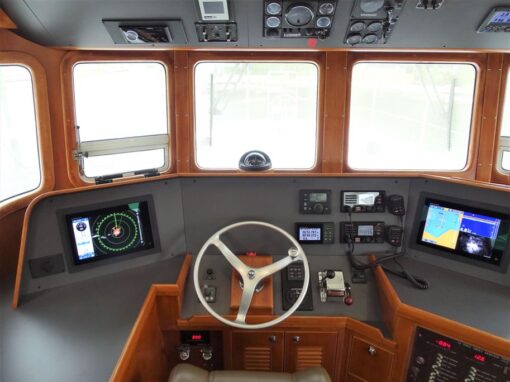 2005 Nordhavn N43 - The Helm The Bridge/Cockpit Yacht Controls