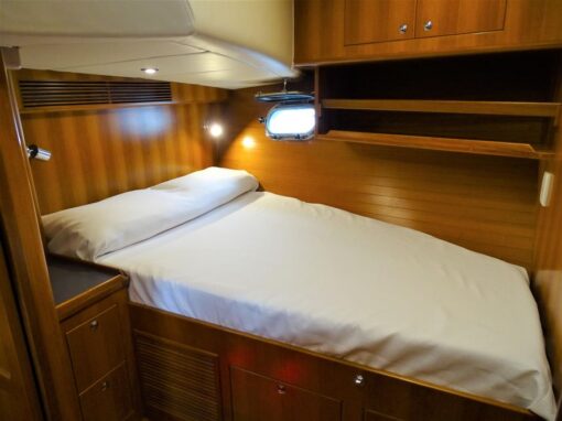 2005 Nordhavn N43 - The Cabin The Bedroom Single Bed