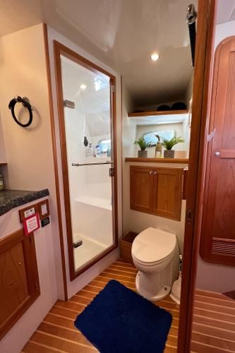 Kadey-Krogen 55 Expedition – LEVITTATE - The Cabin - The Bedroom Head - Bedroom Bathroom 2
