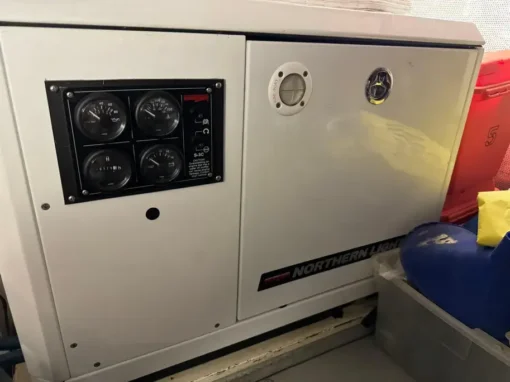 2000 Nordhavn 40 - BESO - Engine Room