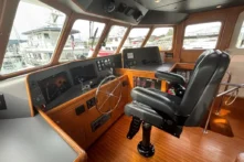 2004 Nordhavn N50 KAIITI - The Boat Control - The Helm