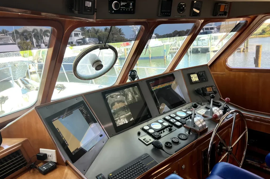 2000 Nordhavn N57 - TRANSITION STATE II - The Boat Controls - The Helm