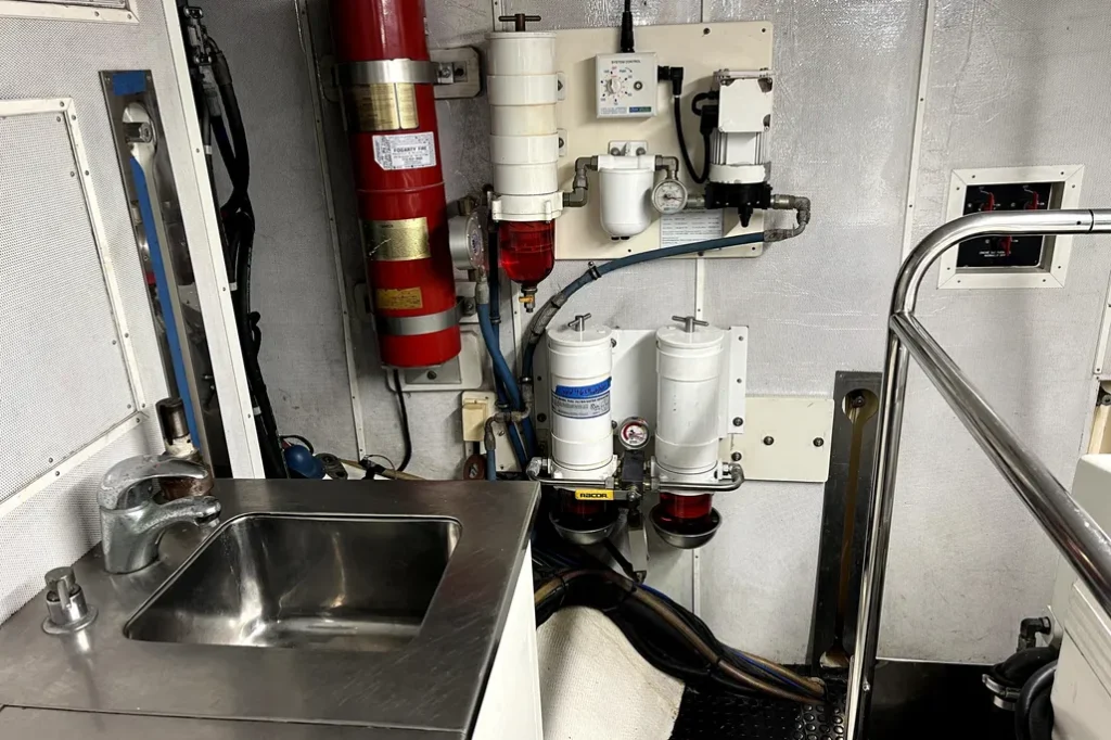 2000 Nordhavn N57 - TRANSITION STATE II - Engine Room